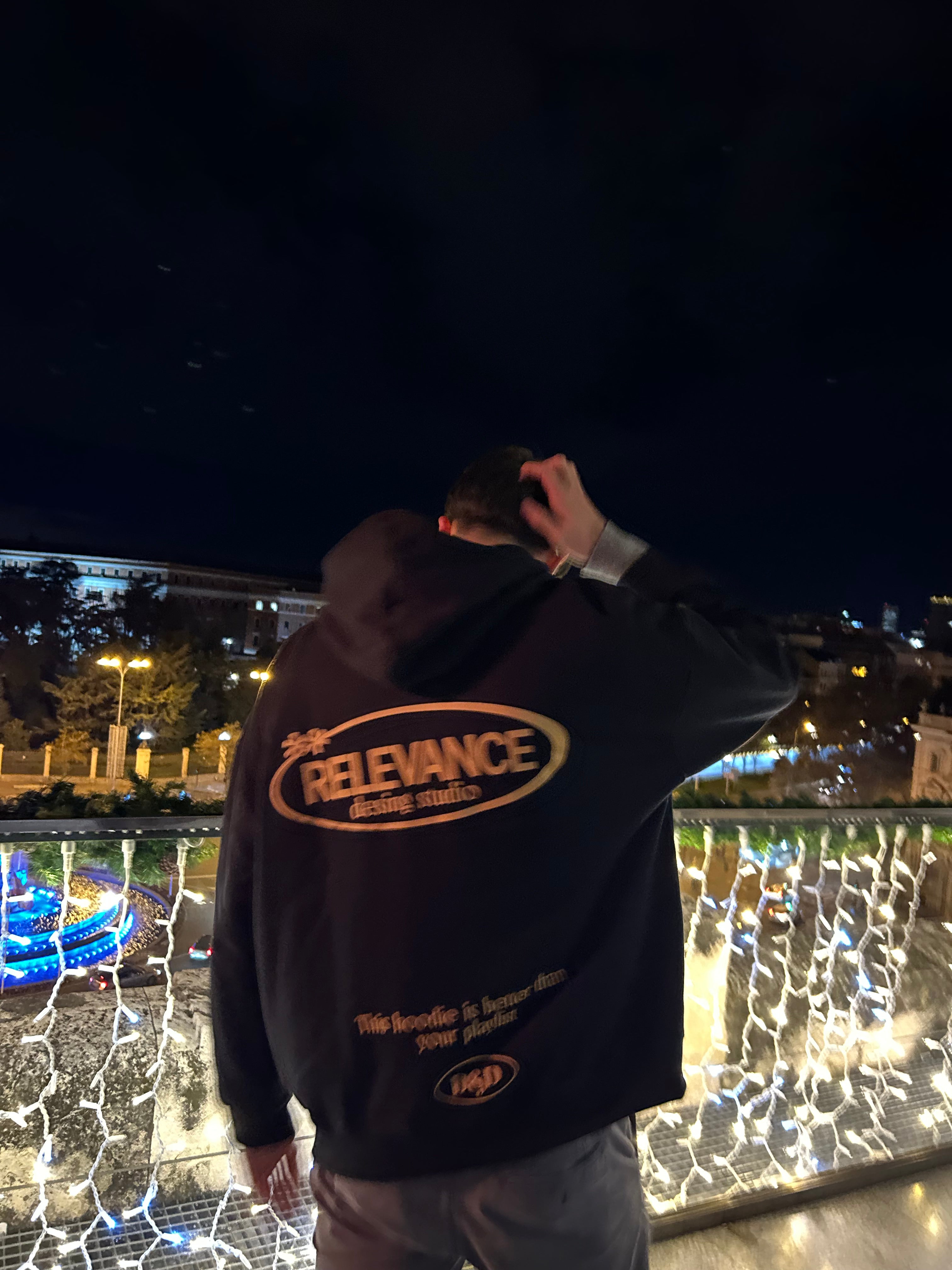 Sudadera Oversized Negra RELEVANCE