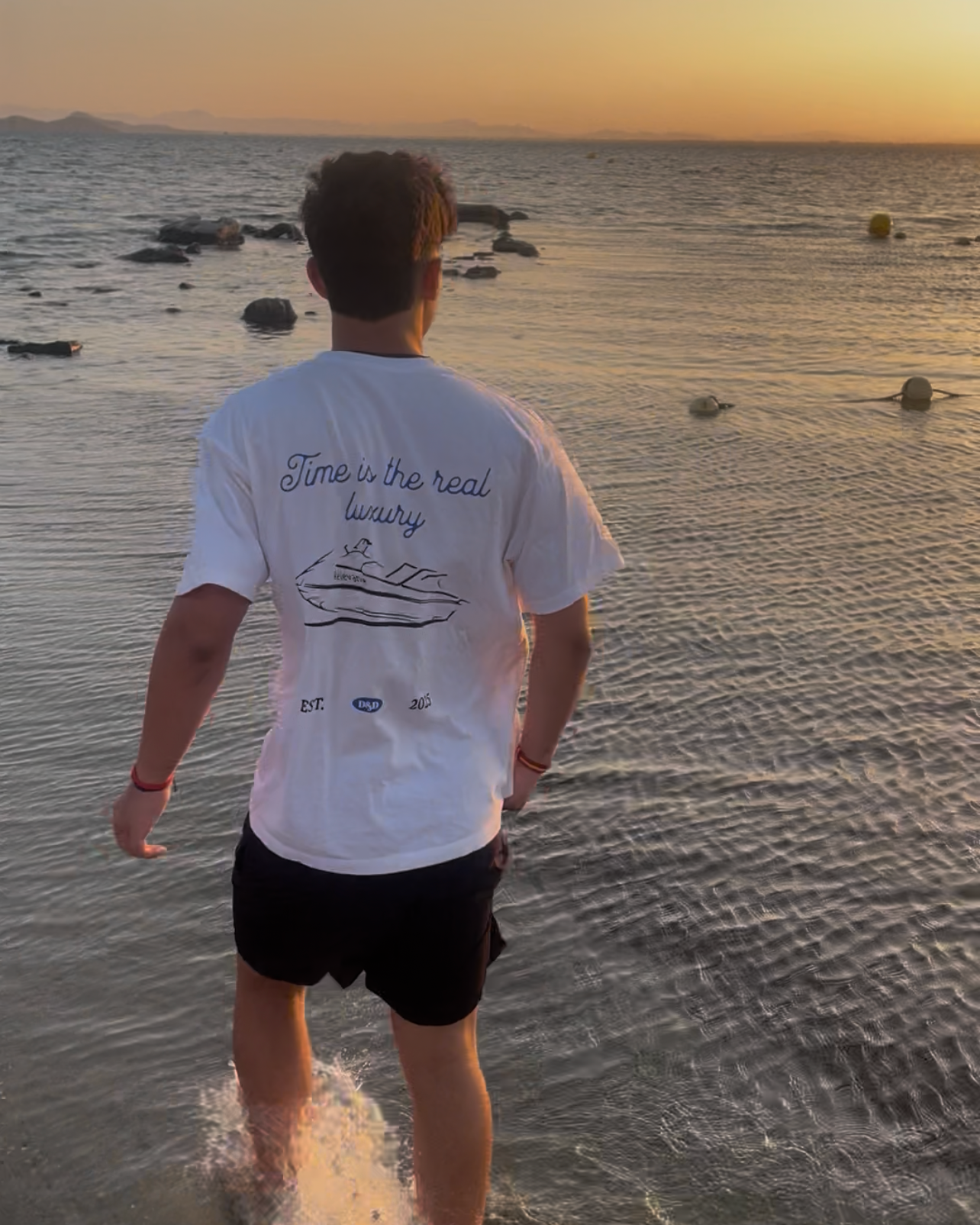 Camiseta Relevance "Time is the real luxury" - Blanco