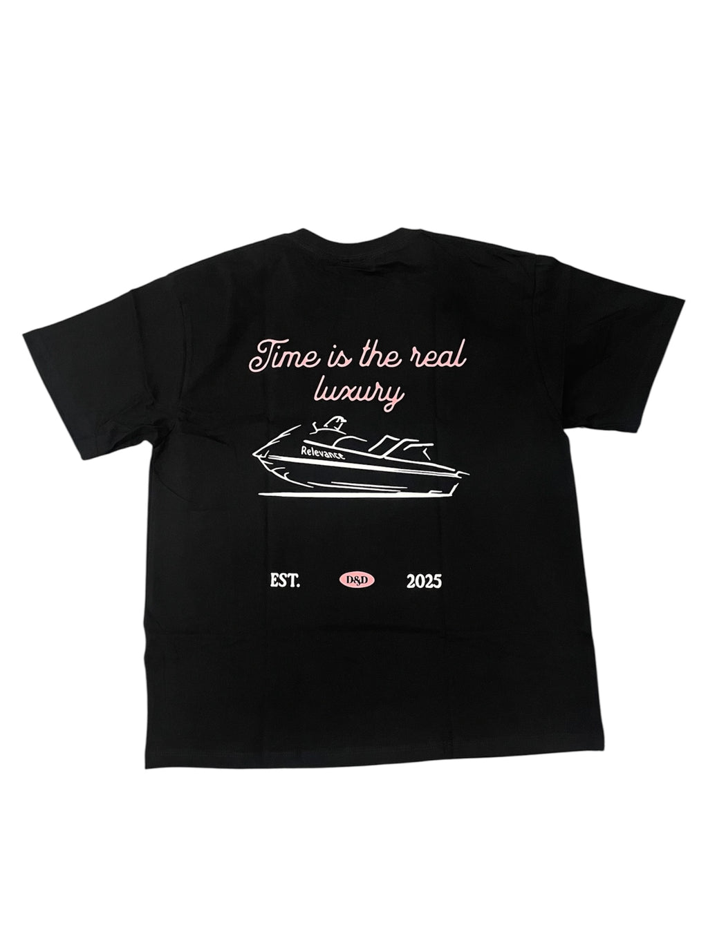 Camiseta Relevance "Time is the real luxury" – Negro
