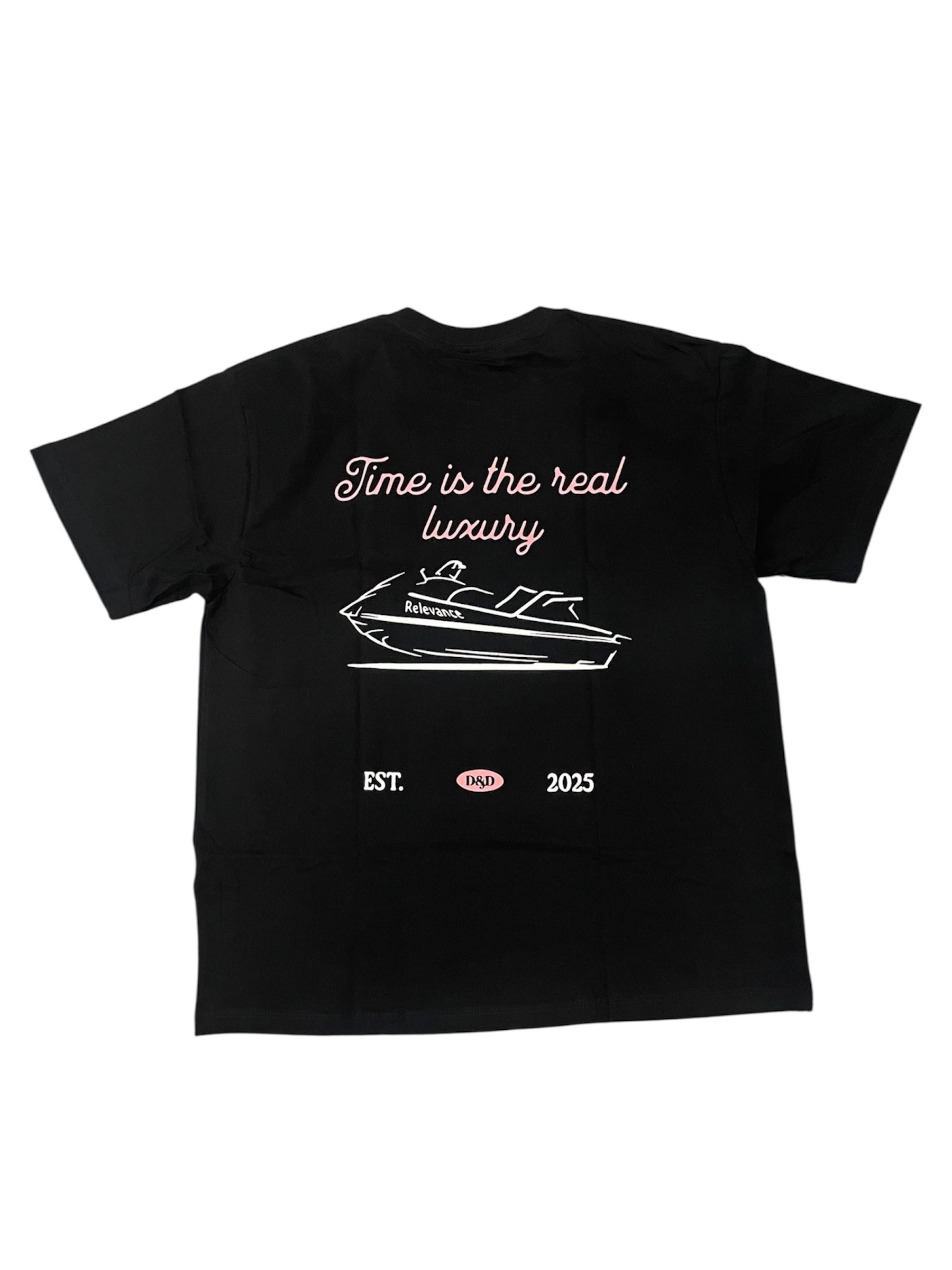 Camiseta Relevance "Time is the real luxury" – Negro