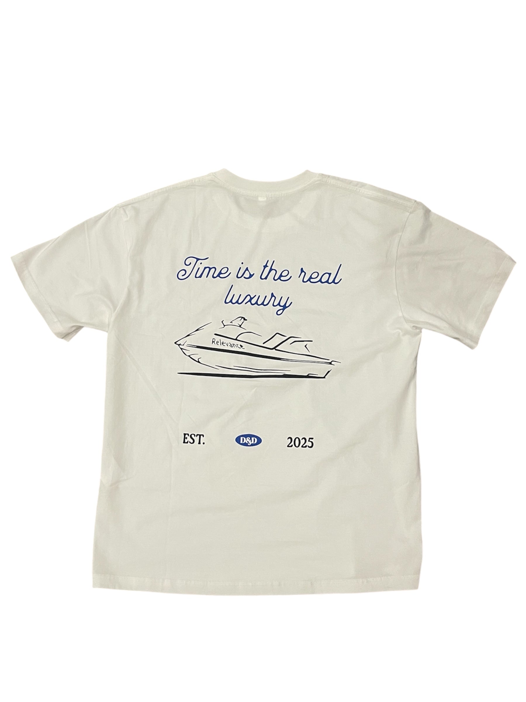 Camiseta Relevance "Time is the real luxury" – Blanco