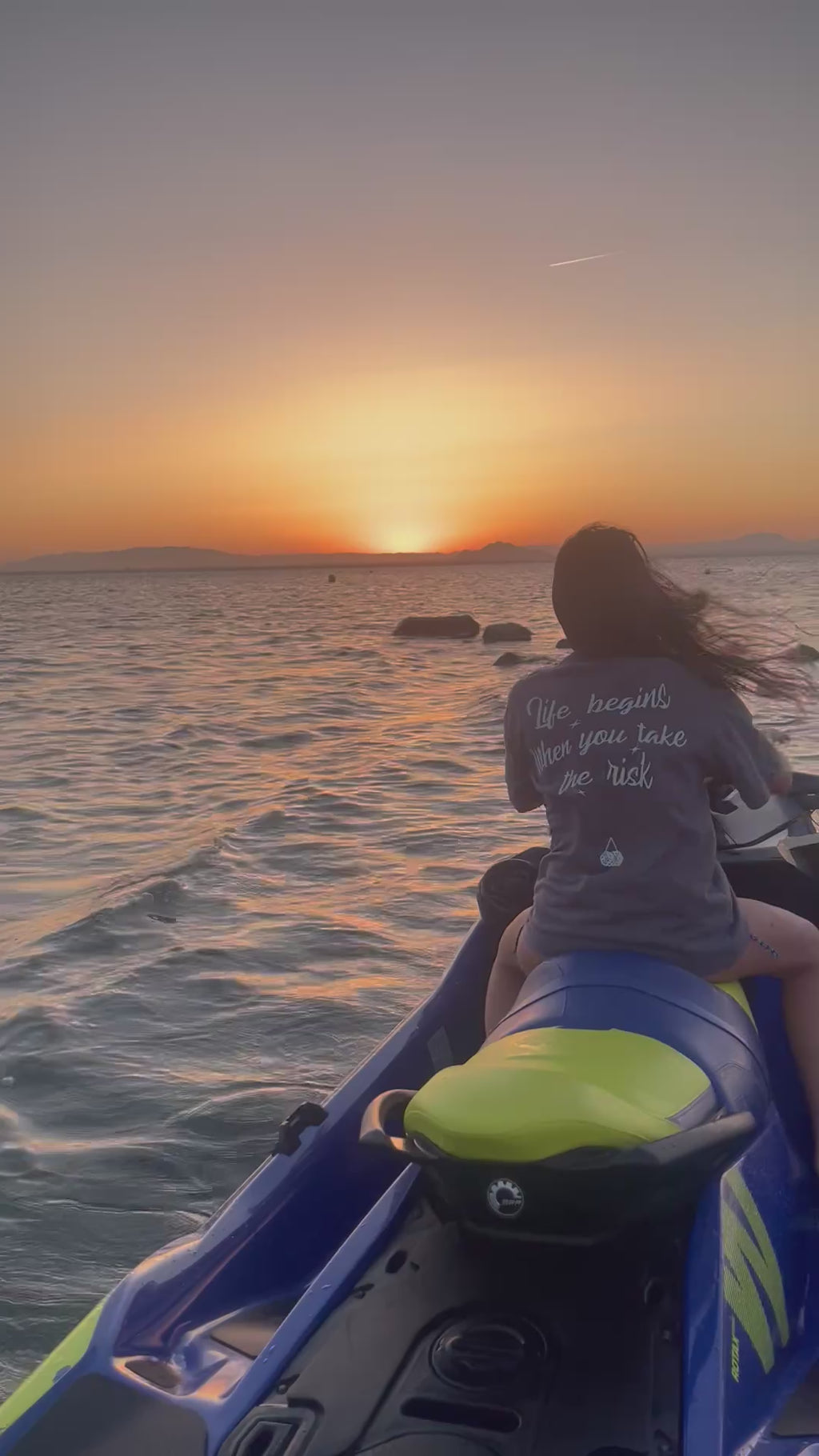 Camiseta Relevance "Life begins when you take the risk"