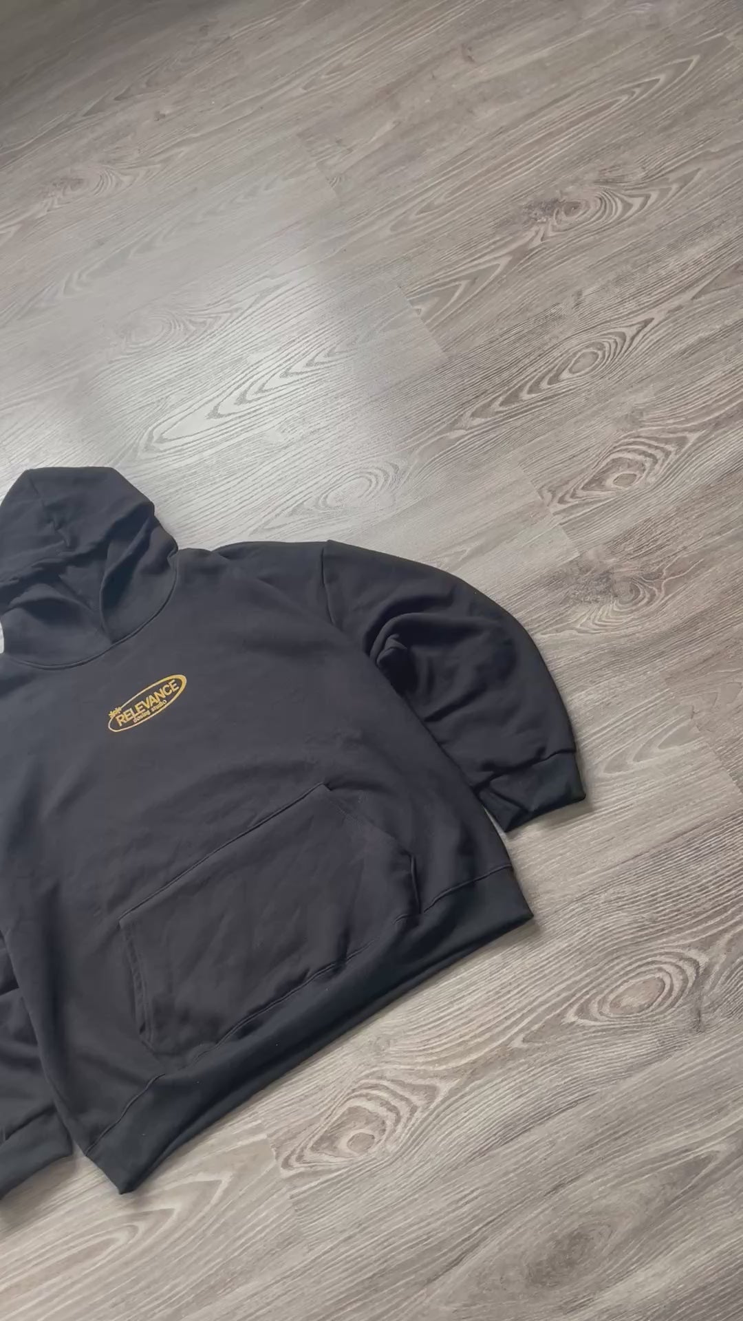 Sudadera Oversized Negra RELEVANCE